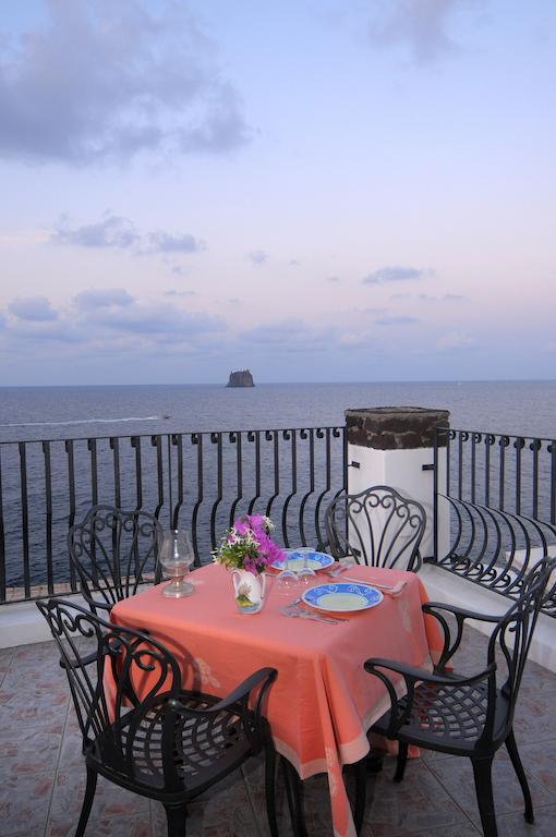Hotel Villaggio Stromboli - isola di Stromboli Esterno foto