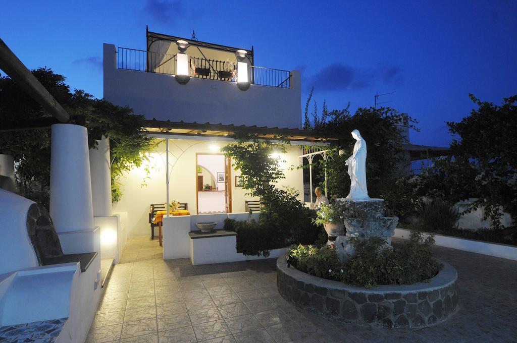 Hotel Villaggio Stromboli - isola di Stromboli Esterno foto