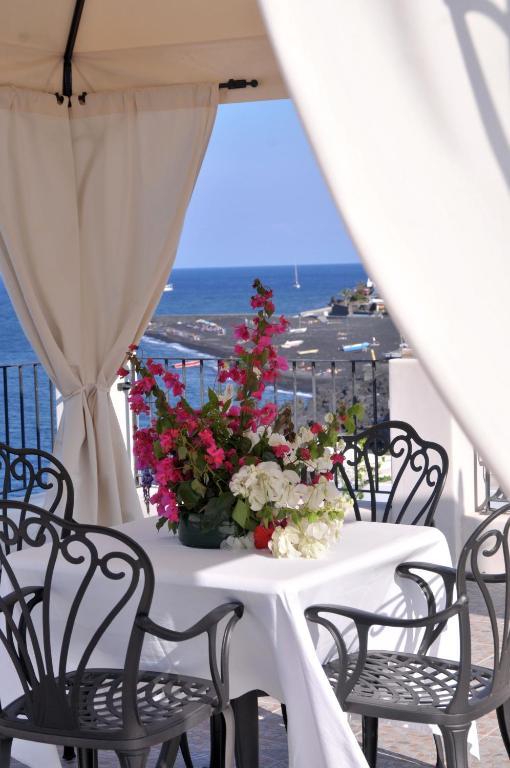 Hotel Villaggio Stromboli - isola di Stromboli Esterno foto