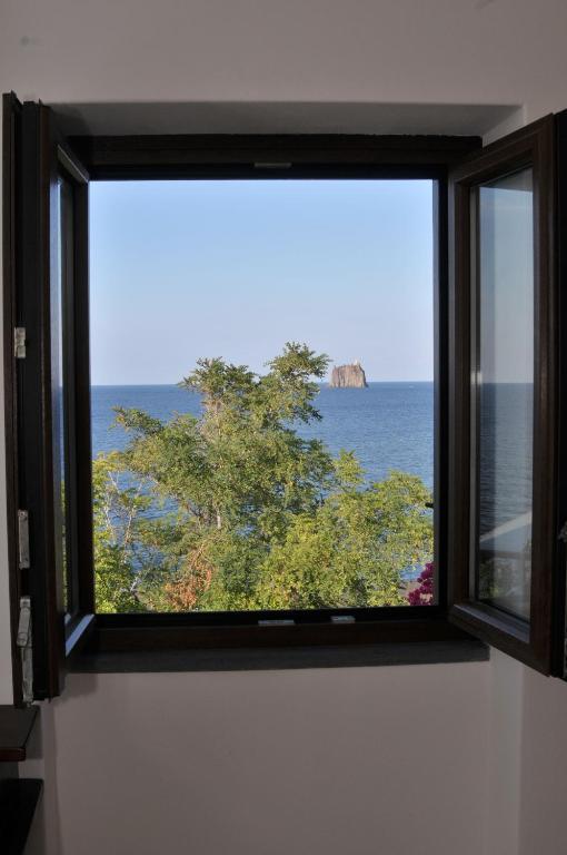 Hotel Villaggio Stromboli - isola di Stromboli Esterno foto