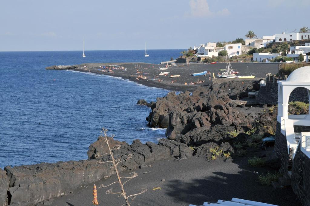 Hotel Villaggio Stromboli - isola di Stromboli Esterno foto