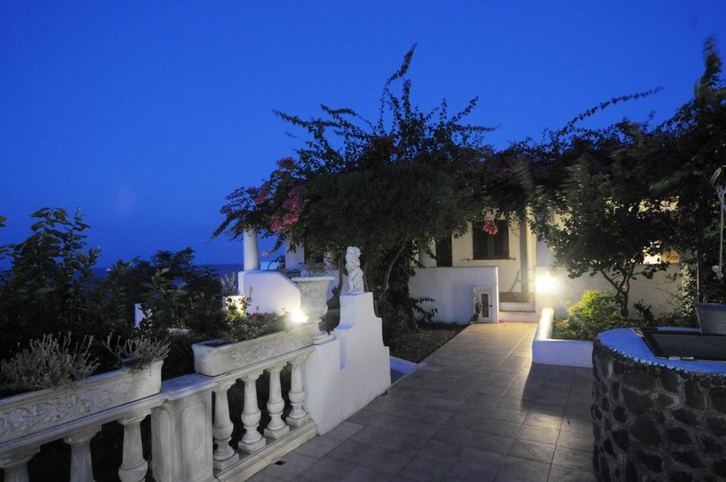 Hotel Villaggio Stromboli - isola di Stromboli Esterno foto