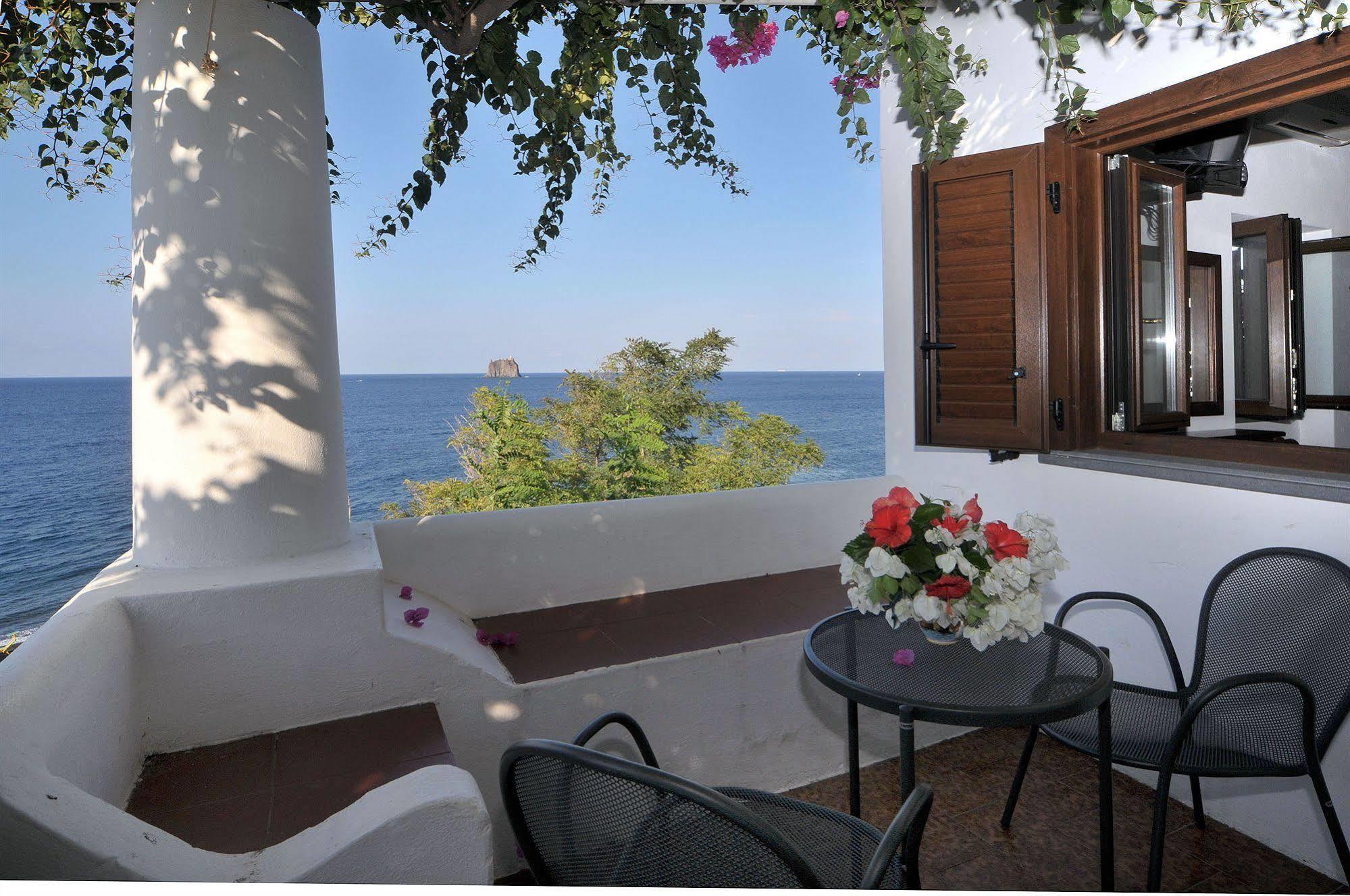 Hotel Villaggio Stromboli - isola di Stromboli Esterno foto