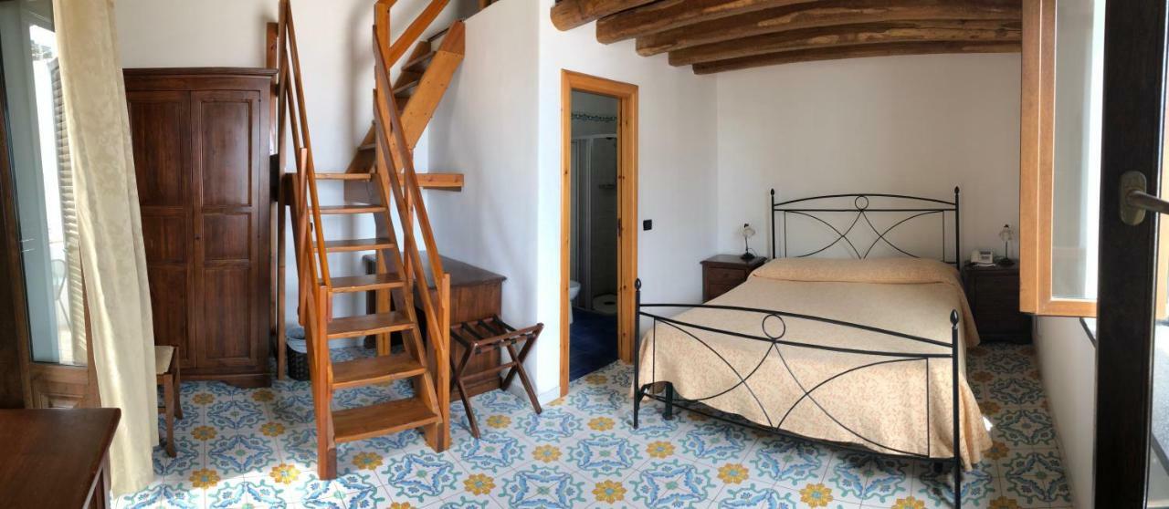 Hotel Villaggio Stromboli - isola di Stromboli Esterno foto